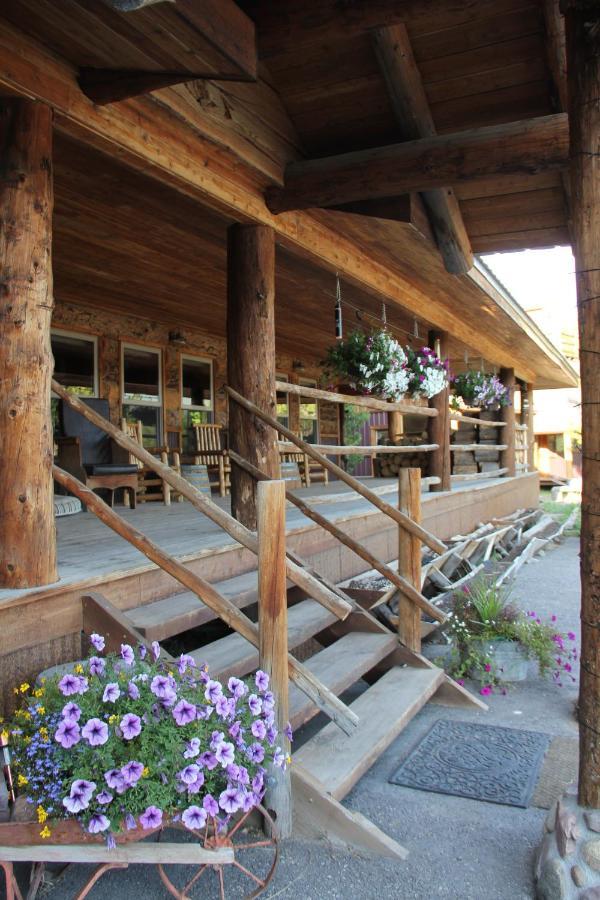Sugar Loaf Lodge & Cabins อนาคอนดา ภายนอก รูปภาพ