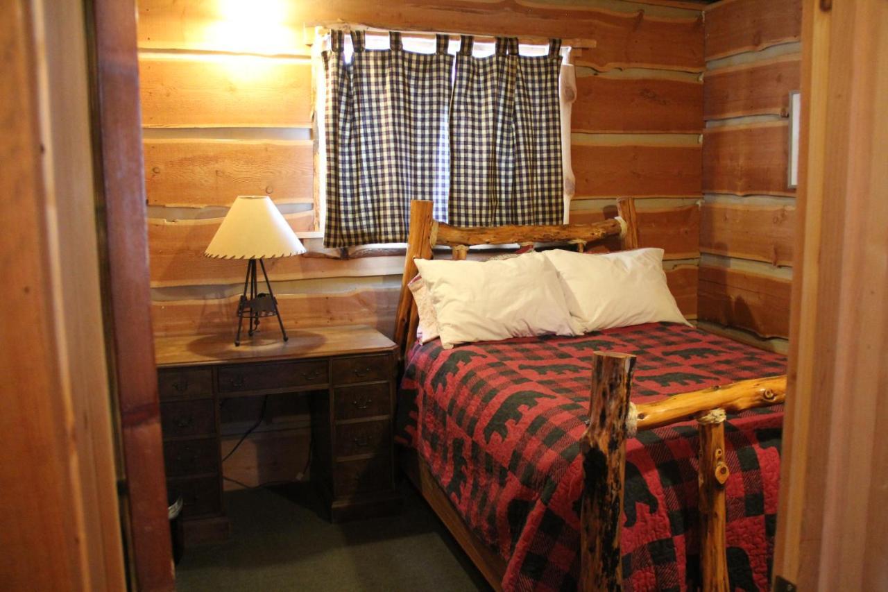 Sugar Loaf Lodge & Cabins อนาคอนดา ภายนอก รูปภาพ